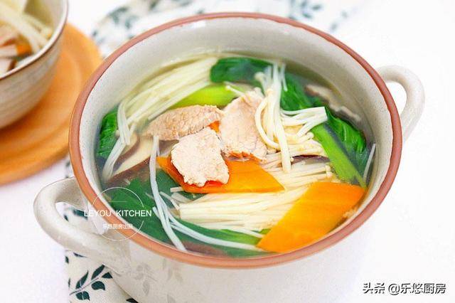 6道清爽、低熱量的湯，適合減肥期間喝，飯前來一碗，慢慢瘦下來