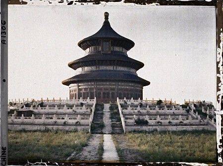 108年前，這個法國人拍下中國最早彩色照片，留下72000張彩照卻被罵白癡孤獨而離世