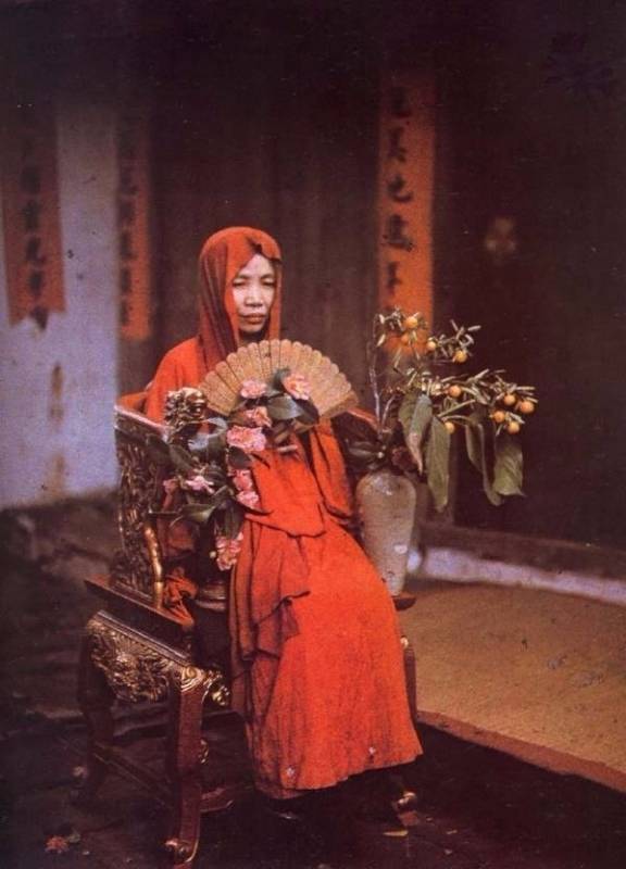 108年前，這個法國人拍下中國最早彩色照片，留下72000張彩照卻被罵白癡孤獨而離世