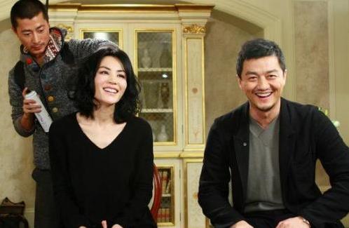 李亞鵬傳來了喜訊？王菲公開喊話7個字，謝霆鋒醋意大發