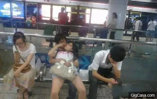情侶失控的36張圖讓我笑抽了！你們到底有沒有考慮過別人感受！！！