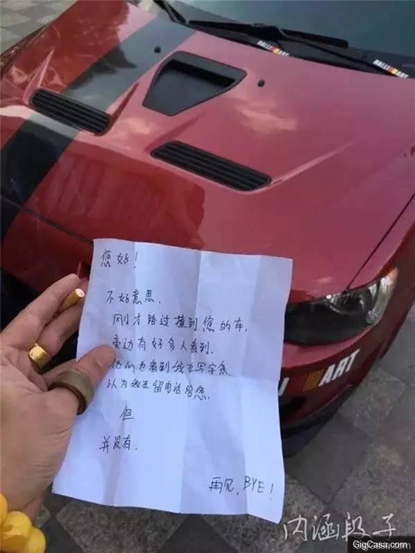 31張照片讓我笑抽了！尤其是第22張，妹子在家裡睡成這樣...看到差點硬了！