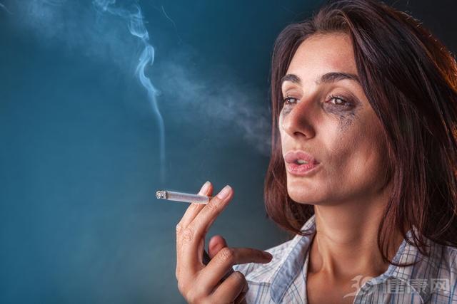 養成這2個習慣的人，即使年齡大了，也難顯老