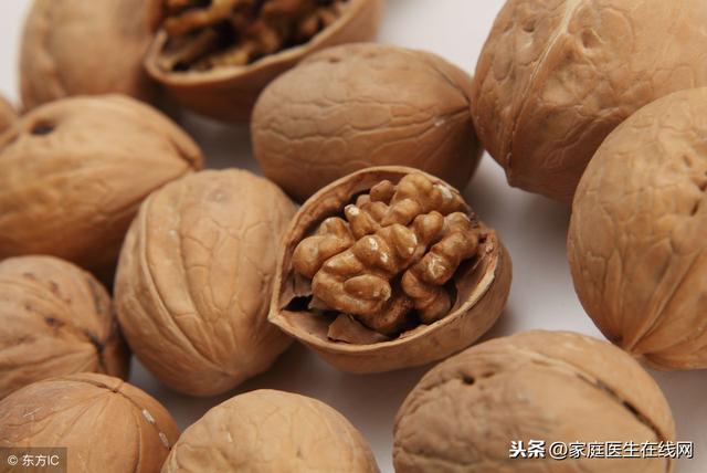 為什麼晚上不能吃核桃？早上吃核桃，4個好處都是你的