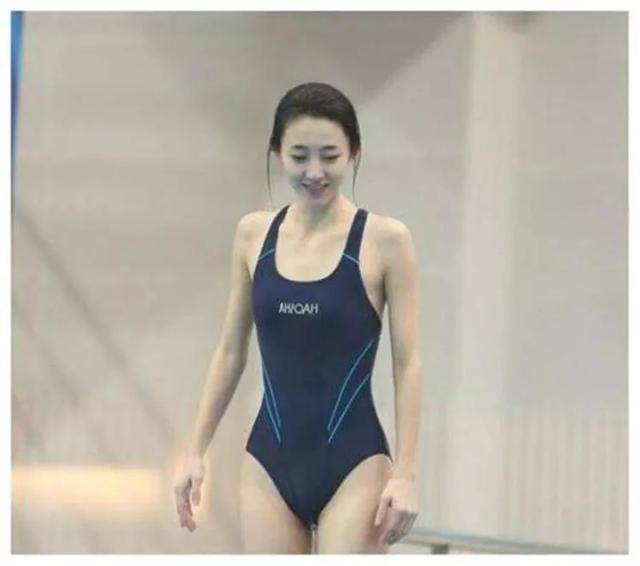 跳水運動員為何每次跳完都要沖澡，是嫌水池髒嗎？