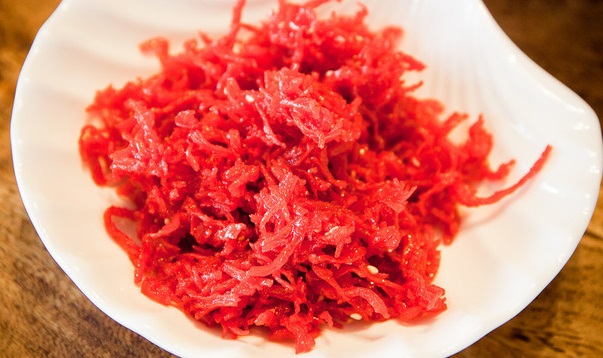 便當裡面「甜甜鹹鹹的很下飯」的東西到底是什麼？沒想到它竟是「這個」做的！