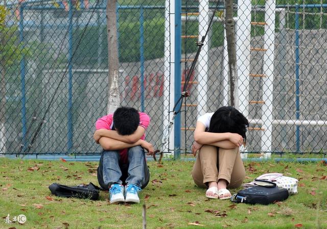 二婚嫁給老實人20天，在娘家躲了15天，原因我沒臉說出口