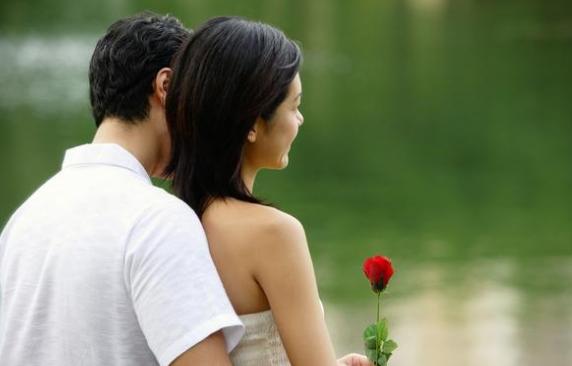 我做上門女婿被全村人恥笑，帶老婆回趟老家父母說我給他們長了臉
