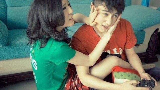 媳婦生了個女兒，要求回娘家坐月子，不料婆婆天天上娘家門