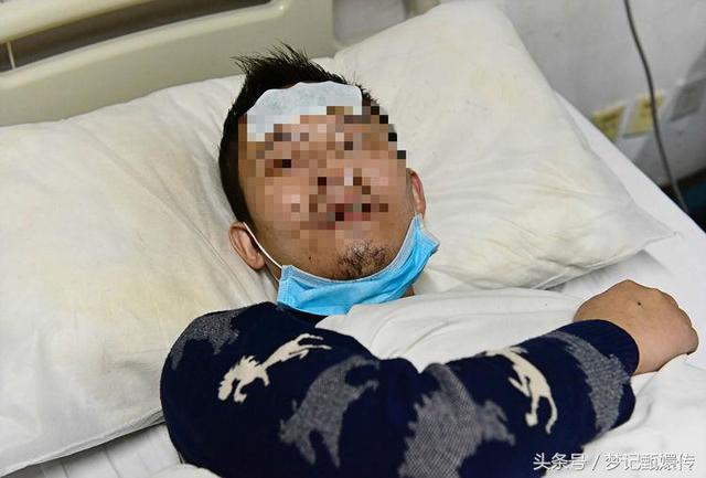 妻子為救丈夫面部毀容，丈夫狠心拋棄她，5年後再見，丈夫扇自己