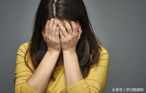 為供弟讀書，姐嫁給大齡富豪，幾年後姐被趕，出門卻看到弟弟