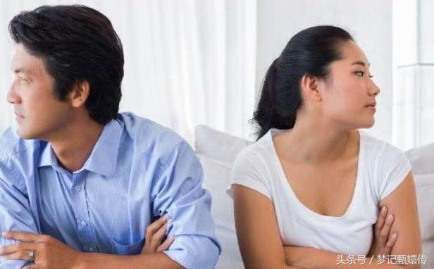 離婚後前夫經常來送菜，母親讓他和俺復婚，俺笑了