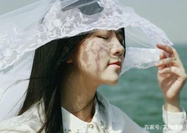 「婆婆生日我做了一桌好菜，看見婆婆帶來的人，我潸然淚下」
