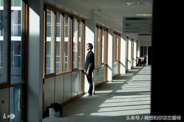 父母離婚，我恨了爺爺十年，十年後我爸的一巴掌打醒了我