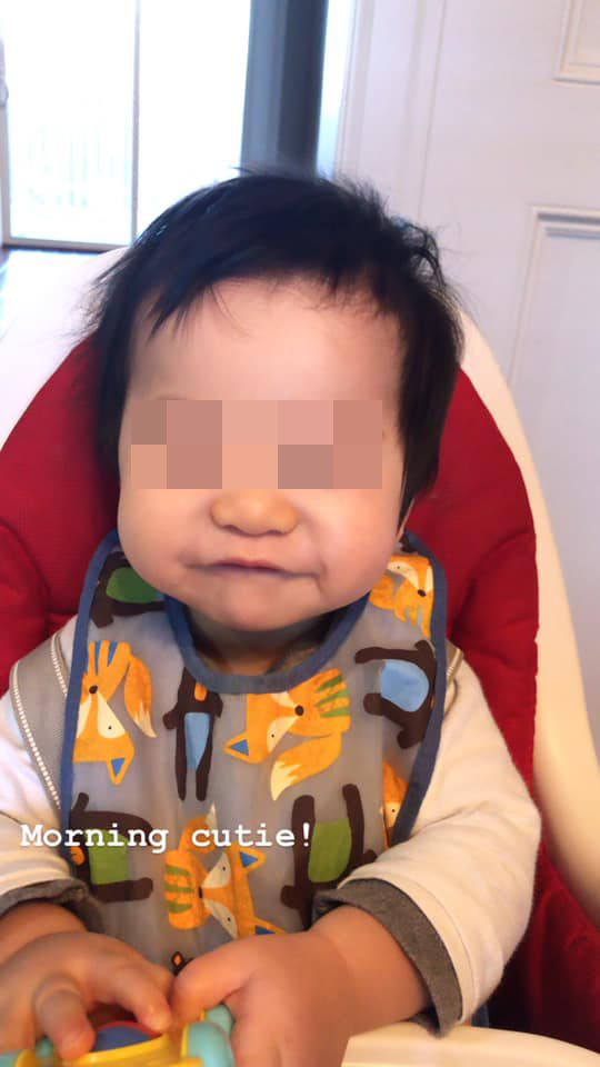 超萌寶寶趁媽媽不注意，竟把青蛙吃了！ 