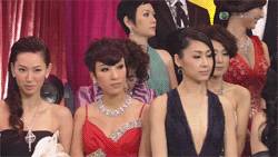 積怨11年，楊怡胡定欣曾上演著名「白眼內鬥」，如今終世紀破冰？