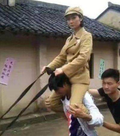 明星拍戲下半身不能看，一個比一個奇葩，原來我們都被騙了