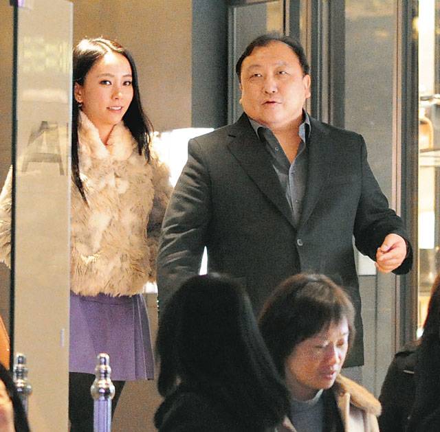 王晶電視劇《好萊塢有個大老千》捧愛女王子涵為「晶女郎」- 歷代「晶女郎」盤點！