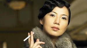 王晶電視劇《好萊塢有個大老千》捧愛女王子涵為「晶女郎」- 歷代「晶女郎」盤點！