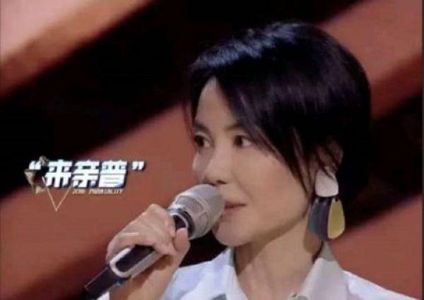 李英愛8歲女兒近照曝光，小時候是萌寶寶，長大後就成了小仙女