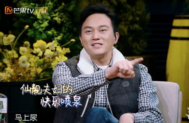 袁詠儀產前照曝光，不是圓肚子而是尖肚子，魔童出生時尿醫生一身！