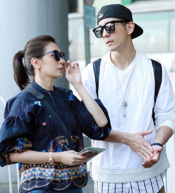 夫妻公開「秀恩愛」，伊能靜、鐘麗緹和賈靜雯的區別，一眼就看出來！真的過得幸福只有「她」！