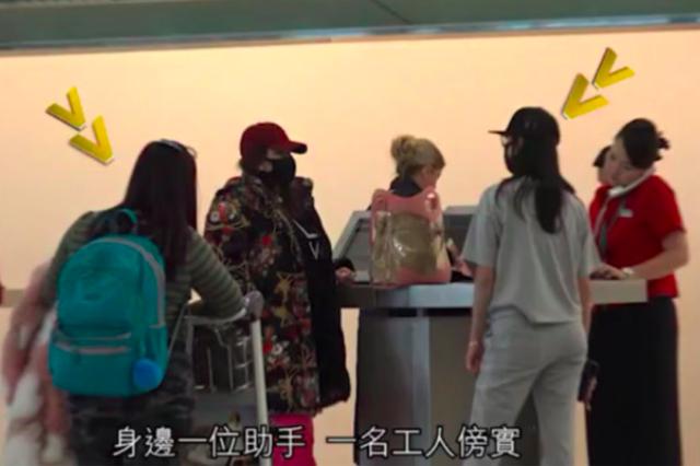賭王女兒何超盈挺孕肚「搬家」到美國陪夫產子，需用輪椅推著行走！