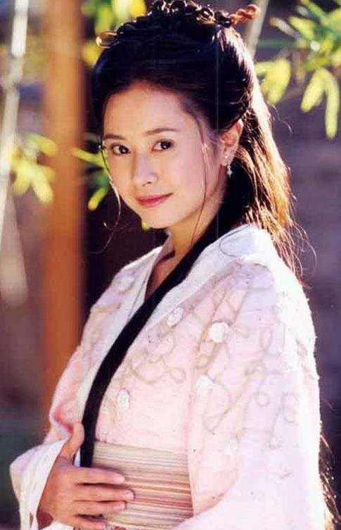 她是「最美尼姑」，無數宅男的夢中女神，「陳志朋」曾追求過她，如今42歲的她還是這麼美！