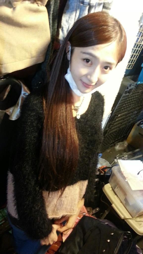 直播嗆「三重老大」！連千毅背景超硬… 老婆竟是表特「真人娜美」近況酸民看傻 