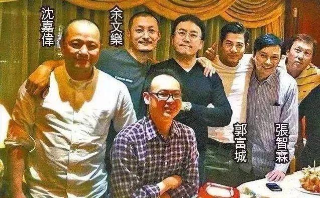 邱淑貞二女兒也長大了，身高比肩姐姐沈月，身材肉感十足長相似爸