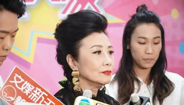兩夫婦曾先後患癌痊癒！72歲TVB阿姐直言心痛老公羅家英再病倒~~~