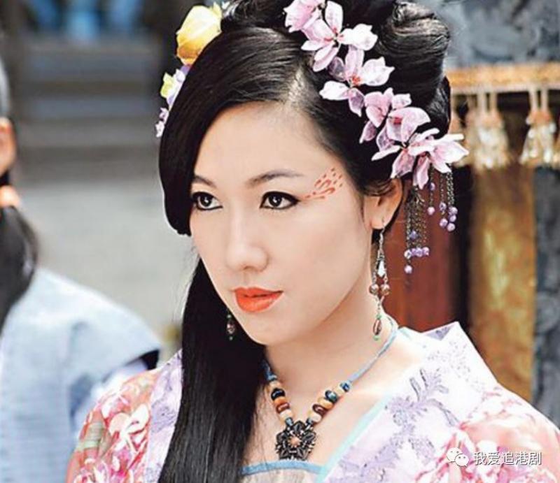 【在無線16年不被重用！】李施嬅遭TVB除名，昨日IG宣布約滿離巢！