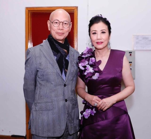 高燒不退！73歲羅家英前列腺穿刺手術受感染：老婆汪明荃直言害怕！