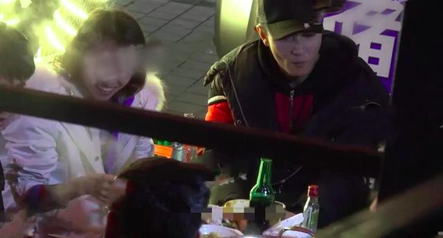 網傳張丹峰和畢瀅重慶碰面，畢瀅越來越漂亮，二人同回酒店一間房！