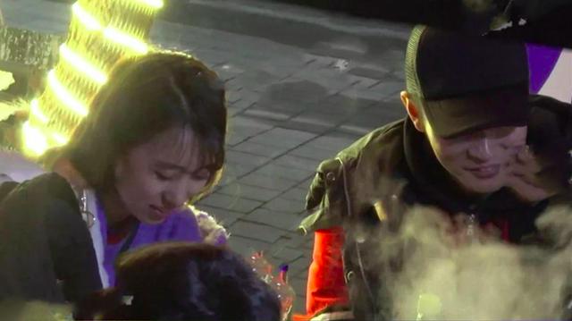網傳張丹峰和畢瀅重慶碰面，畢瀅越來越漂亮，二人同回酒店一間房！