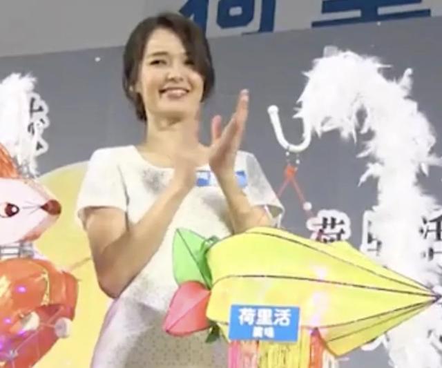 離婚後如獲新生，37歲呂慧儀大曬螞蟻腰，90後都被她比下去了！