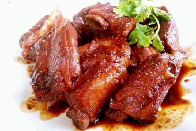 做紅燒排骨，學會這招，肉質香嫩超下飯，包你怎麼吃都不夠