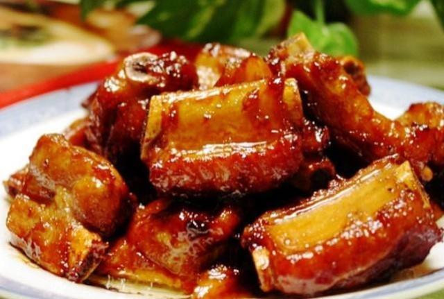 做紅燒排骨，學會這招，肉質香嫩超下飯，包你怎麼吃都不夠