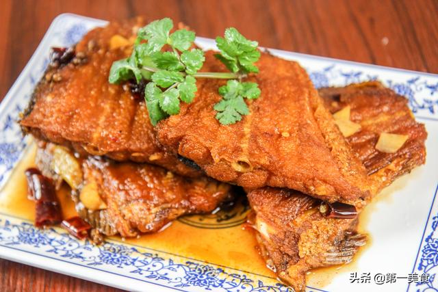 魚肉新吃法，簡單上鍋一燉一燜，鮮嫩又入味，絕對家常頭牌菜