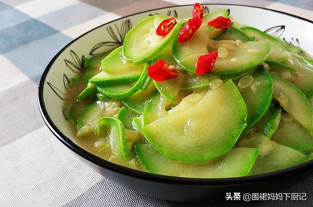 晚上吃啥？推薦10道家常小炒，葷素搭配、營養好吃，關鍵是省事
