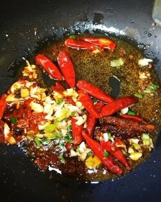 不私藏‼香辣爽脆【麻辣藕片】?一看就會煮, 完全沒難度??