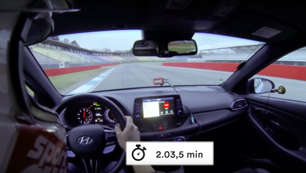 前驅鋼砲大戰Golf GTI TCR對決現代i30N 結局令人跌破眼鏡 | ETtoday車雲