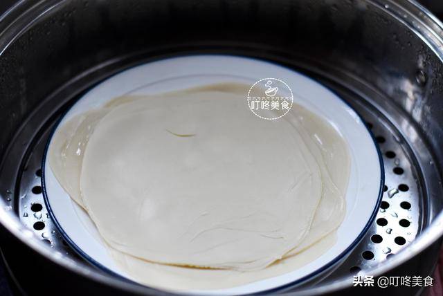 春卷皮不用買了，在家10分鐘能做100張，張張透明薄如紙，超簡單