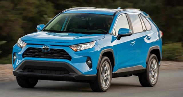 Toyota RA4 對決 Honda CR-V！《消費者報告》列出各自優缺點