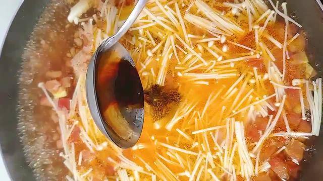 古早味食譜（酸辣湯），簡單幾種家常食材，搞定一道湯，酸甜開胃還去火，喝完渾身都舒服