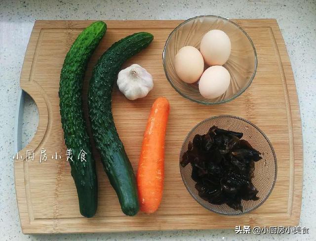 木耳有營養，炒木耳切記這樣下鍋，安全不會燙傷