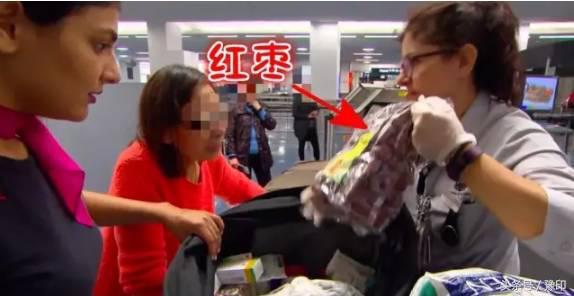 大媽去澳洲探望兒子，過海關時被攔，行李箱一打開，竟成了所有人的噩夢！ 