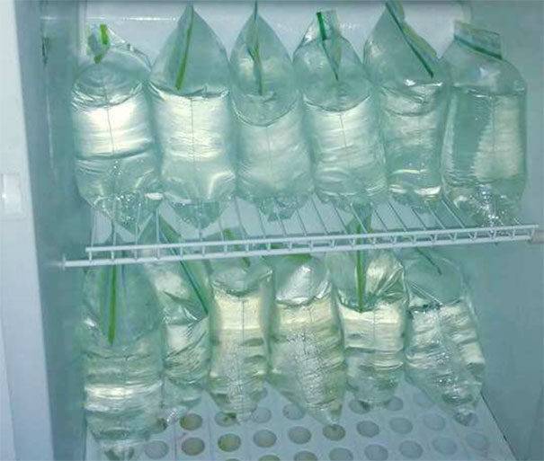 讓你「廢到笑出來」的26個生活小妙招　邊緣人靠一個手套＋熱水就可以活得很好！~~~