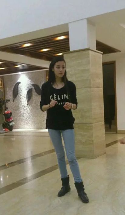 日網友激讚台灣女生美腿「世界第一」，鄉民：「而且最敢」！