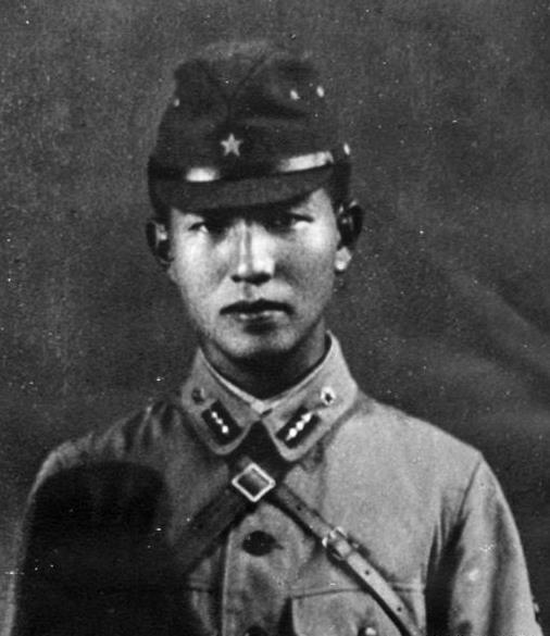 貝爺在他面前都是渣渣！最強日本兵野外生存30年，主食牛肉打遊擊戰